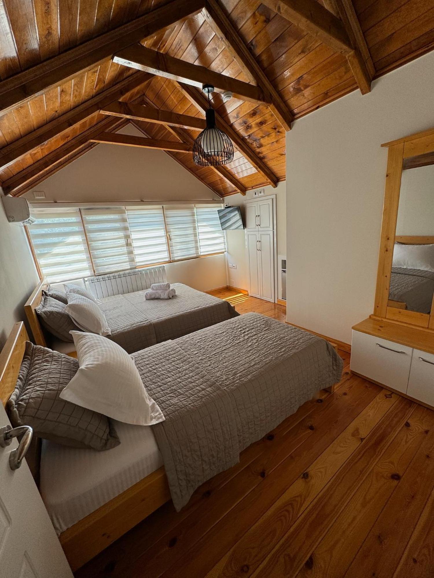 Villa Sana Rooms Permet Bagian luar foto
