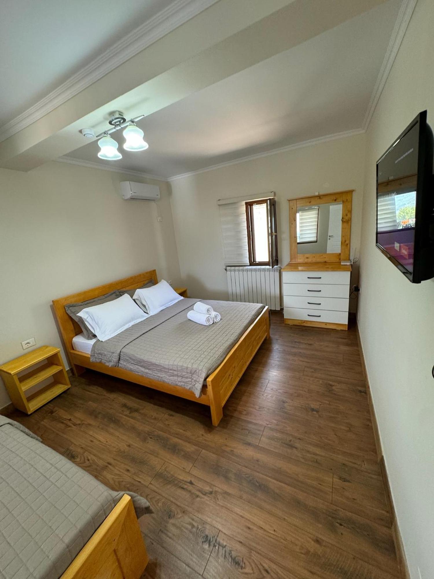 Villa Sana Rooms Permet Bagian luar foto