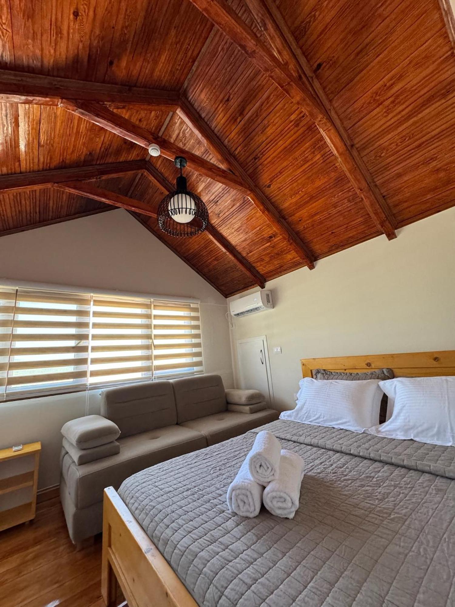 Villa Sana Rooms Permet Bagian luar foto