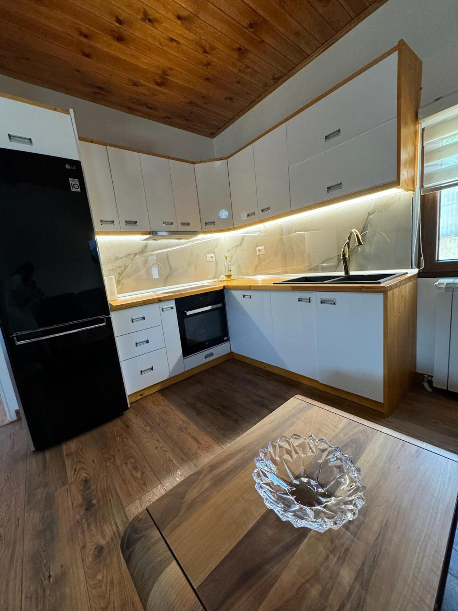 Villa Sana Rooms Permet Bagian luar foto